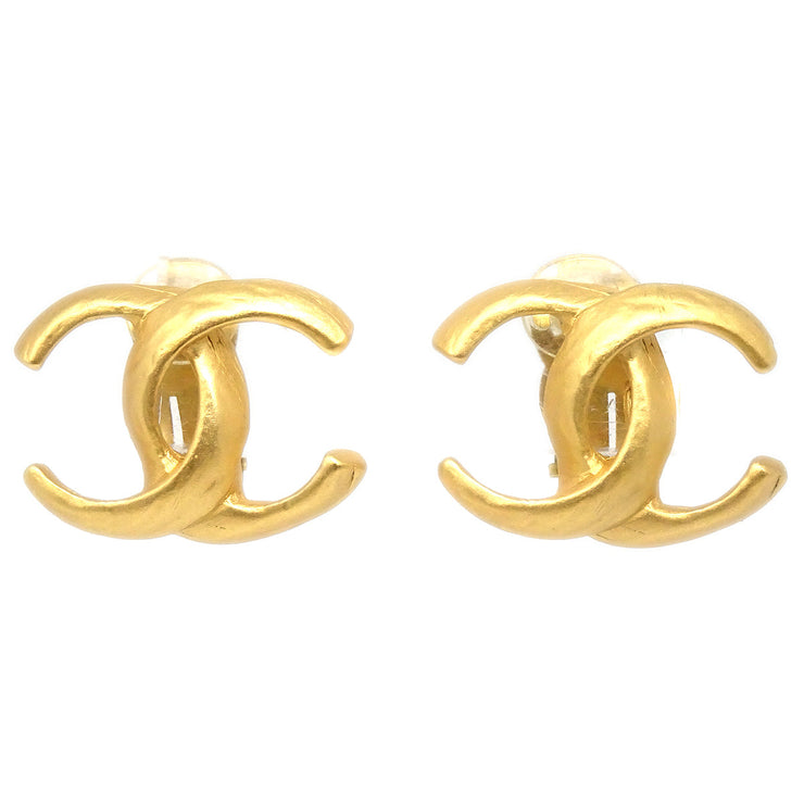 Chanel CC Earrings Clip-On Gold 00T – AMORE Vintage Tokyo