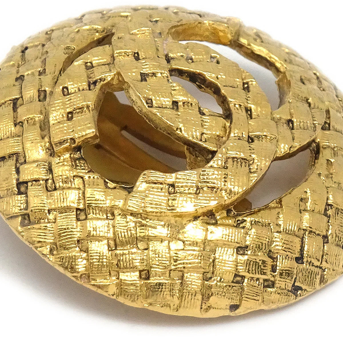 Chanel Button Earrings Clip-On Gold 29/2889