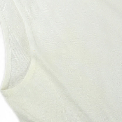Chanel Sleeveless Tops White 04P #38