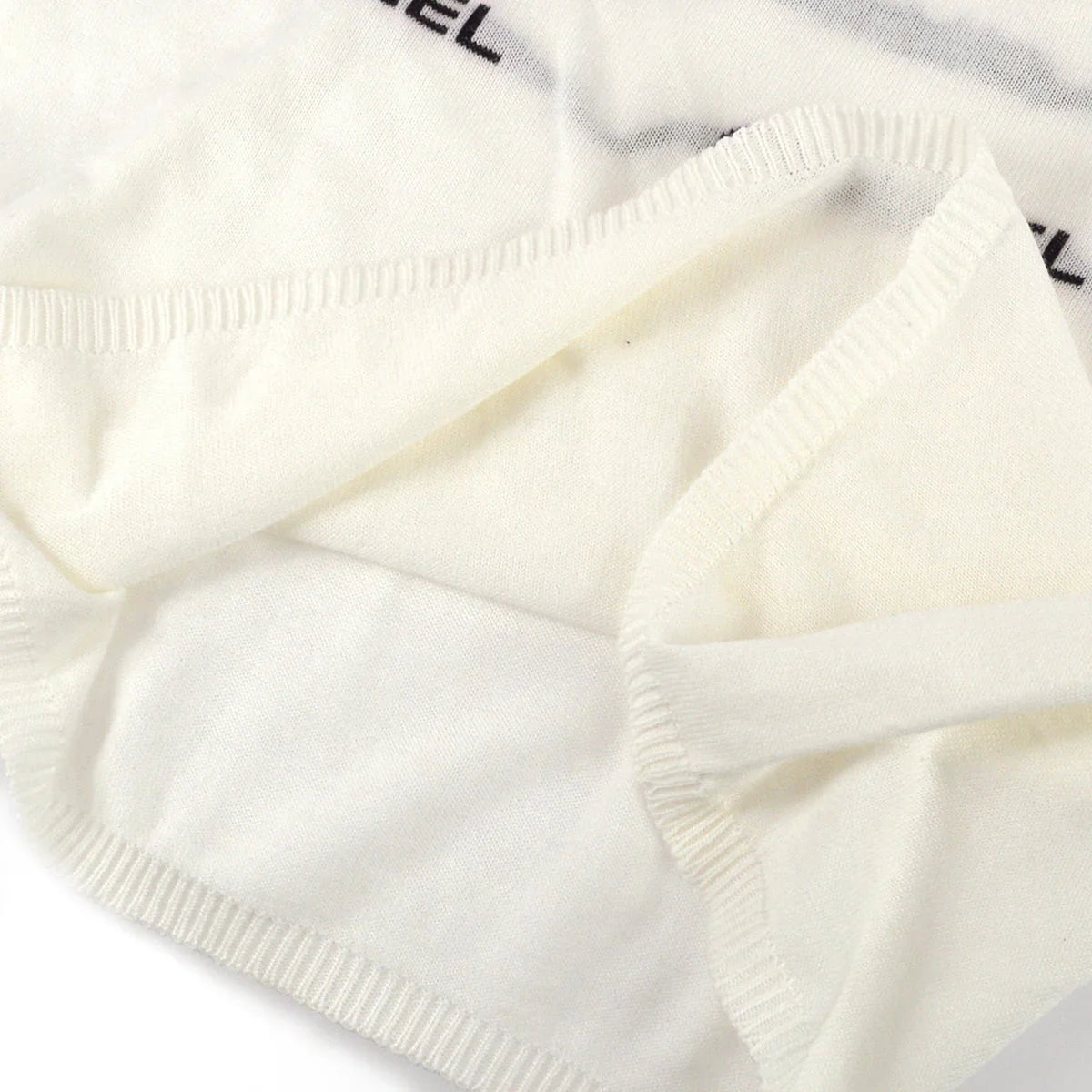 Chanel Sleeveless Tops White 04P #38