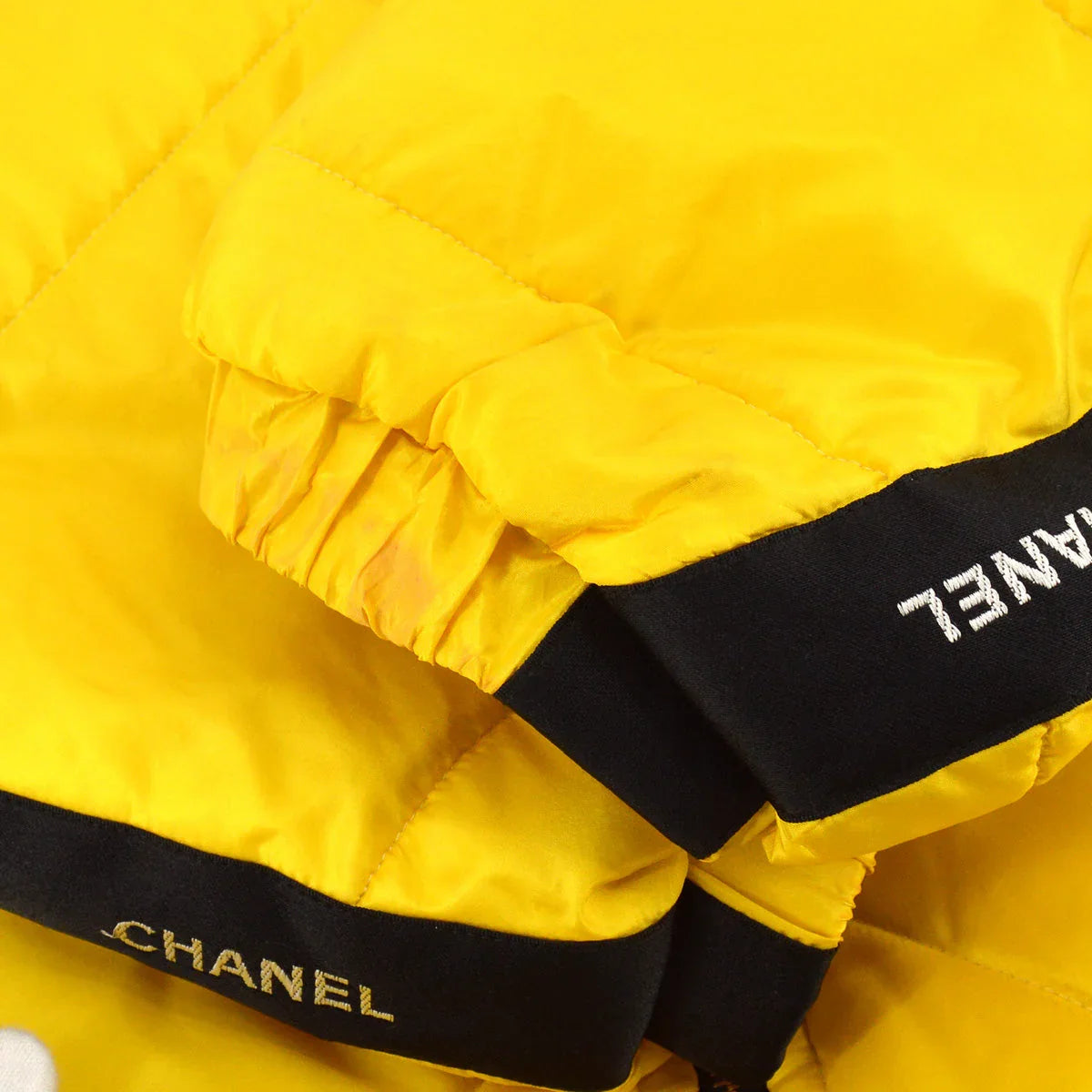 Chanel 1996 fall logo-tape puffer jacket