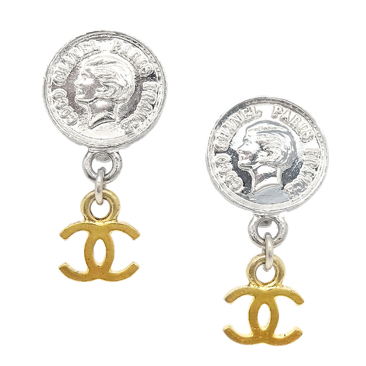 Chanel Dangle Earrings Clip-On Gold 97P