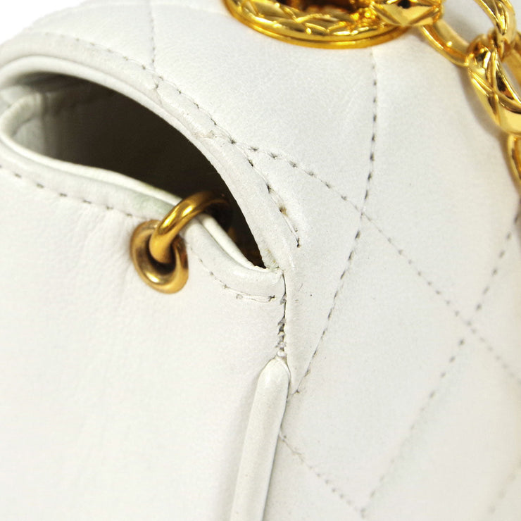 Chanel 1991-1994 * White Lambskin Bijou Chain Shoulder Bag