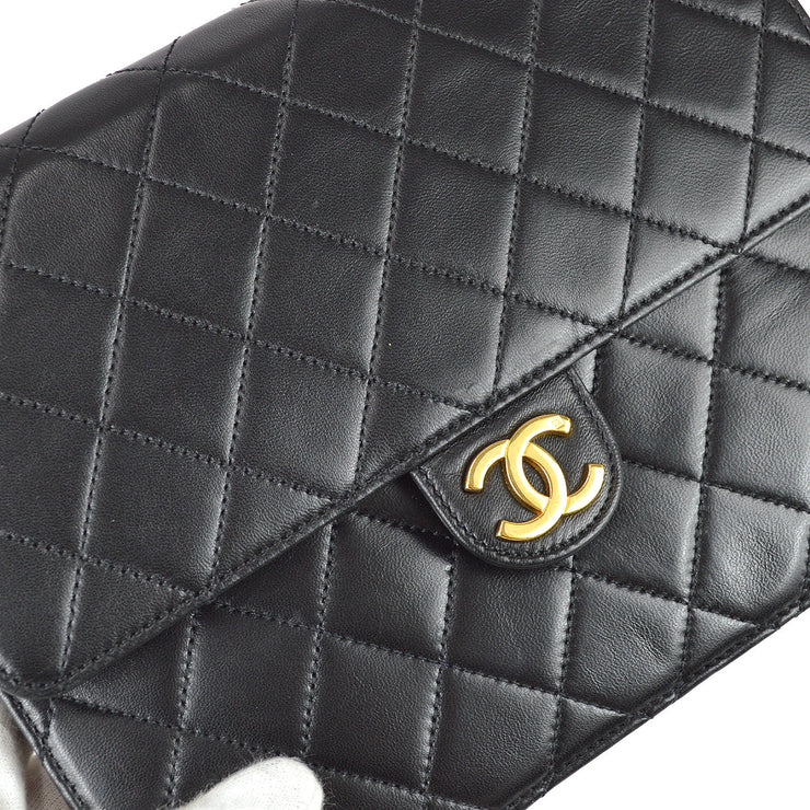 Chanel 1997-1999 Pushlock Half Flap Small Black Lambskin – AMORE Vintage  Tokyo