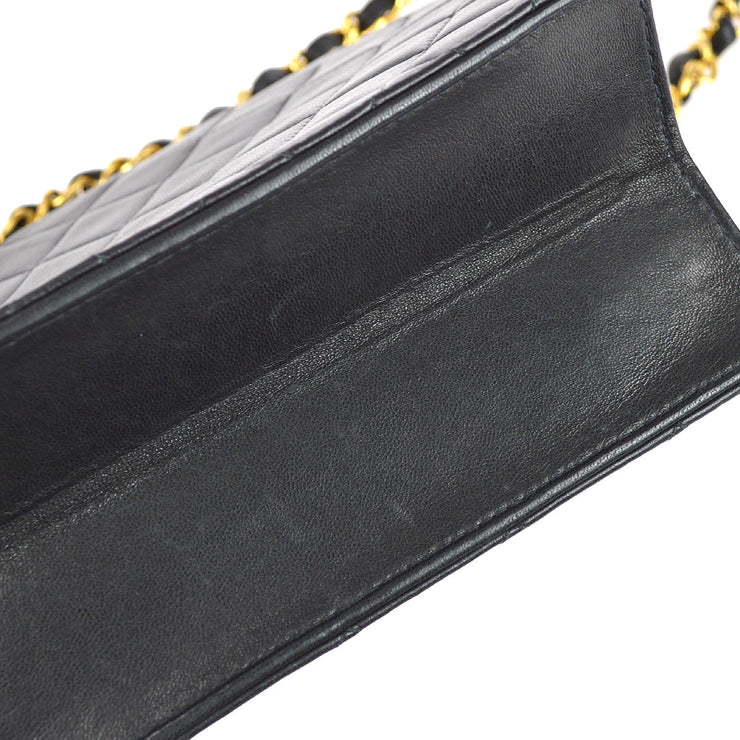 Chanel 1996-1997 Black Lambskin Small Pushlock Flap Bag – AMORE Vintage  Tokyo