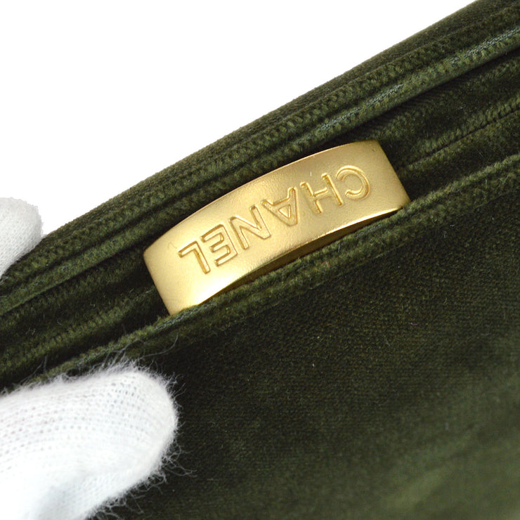 Chanel 1997-1999 Green Velvet Handbag – AMORE Vintage Tokyo