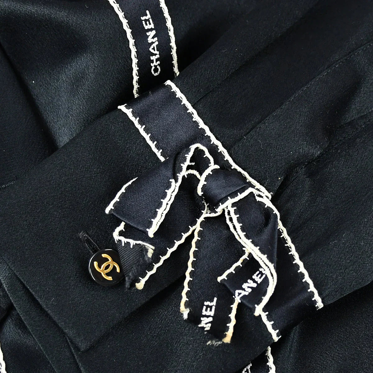 Chanel Ribbon Blouse Shirt Black 94A #40