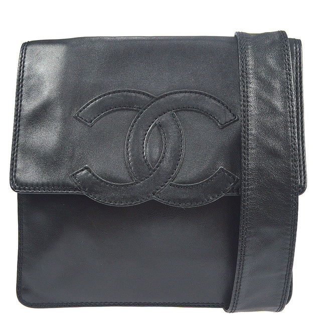 Chanel 1997-1999 Black Lambskin Shoulder Bag – AMORE Vintage Tokyo