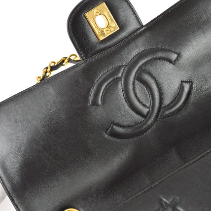 Chanel 1994-1996 Black Lambskin Medium Star Stitch Classic Single Flap Bag