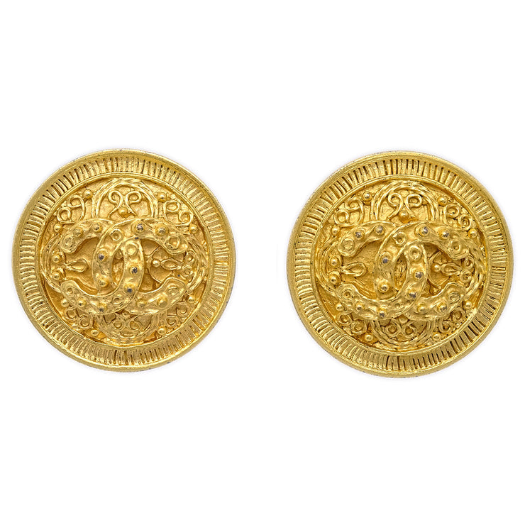 Chanel Button Earrings Gold Clip-On 94A – AMORE Vintage Tokyo