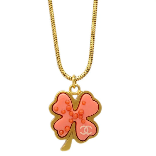 Chanel Clover Pendant Necklace Gold 03P