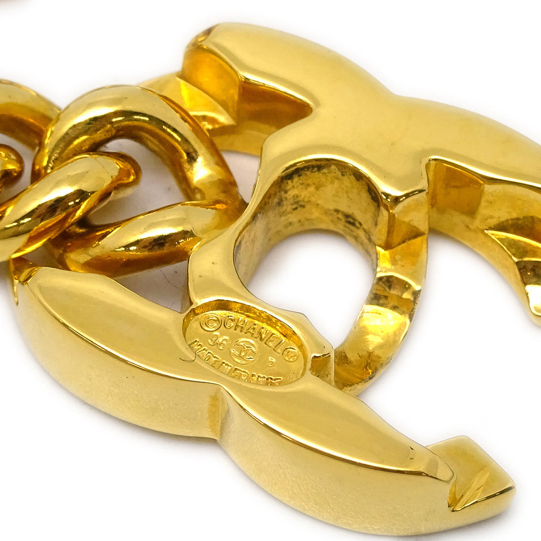 Chanel Turnlock Chain Bracelet Gold 96P – AMORE Vintage Tokyo