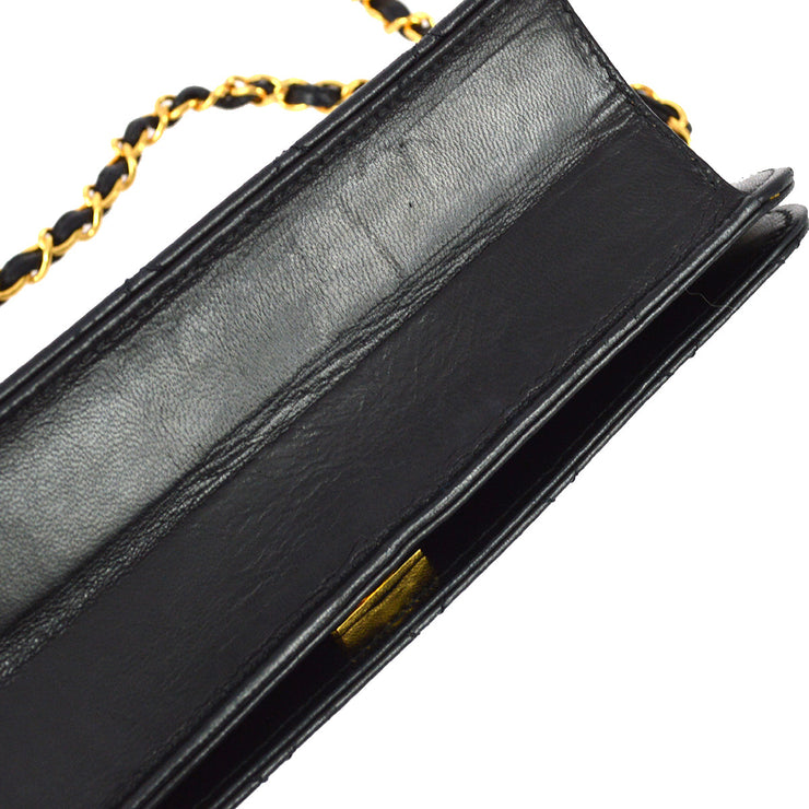 Chanel 1997-1999 Black Lambskin Small Pushlock Full Flap Bag