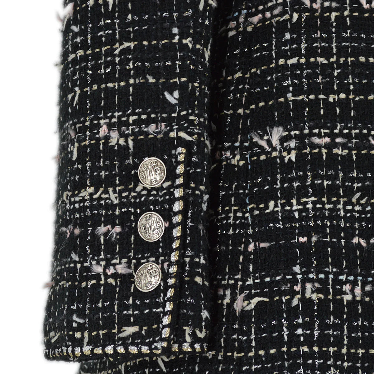 Chanel 2005 cruise crest-applique tweed coat #40