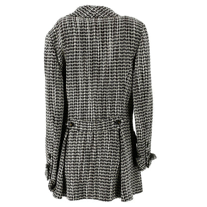 Chanel 2001 fall boucle double-breasted jacket #40