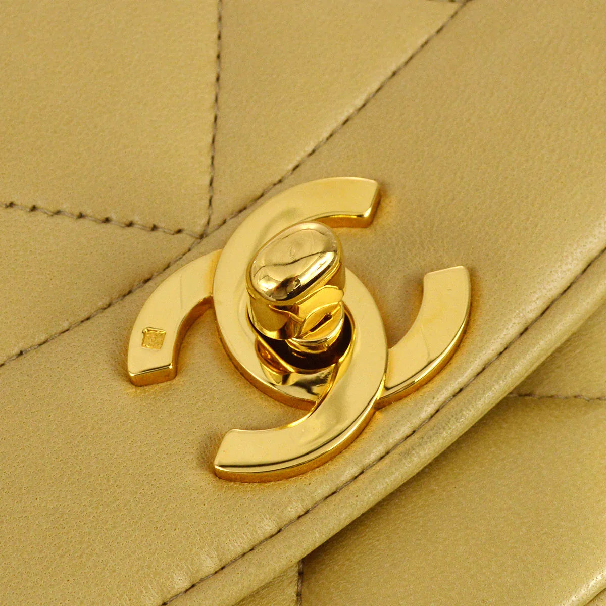 Chanel * 1991-1994 Beige Lambskin Small Diana Flap Bag