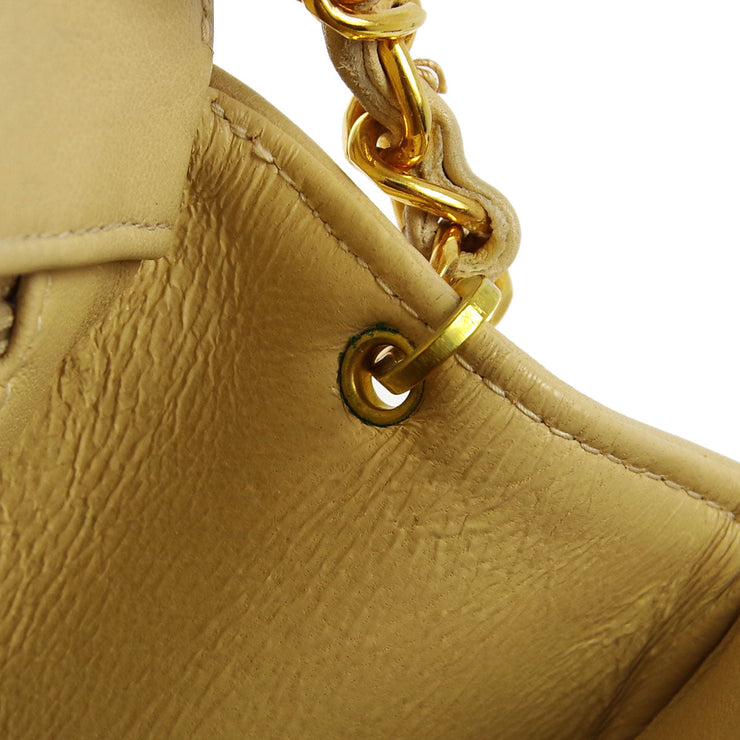 Chanel * 1994-1996 Beige Lambskin Medium Diana Flap Bag
