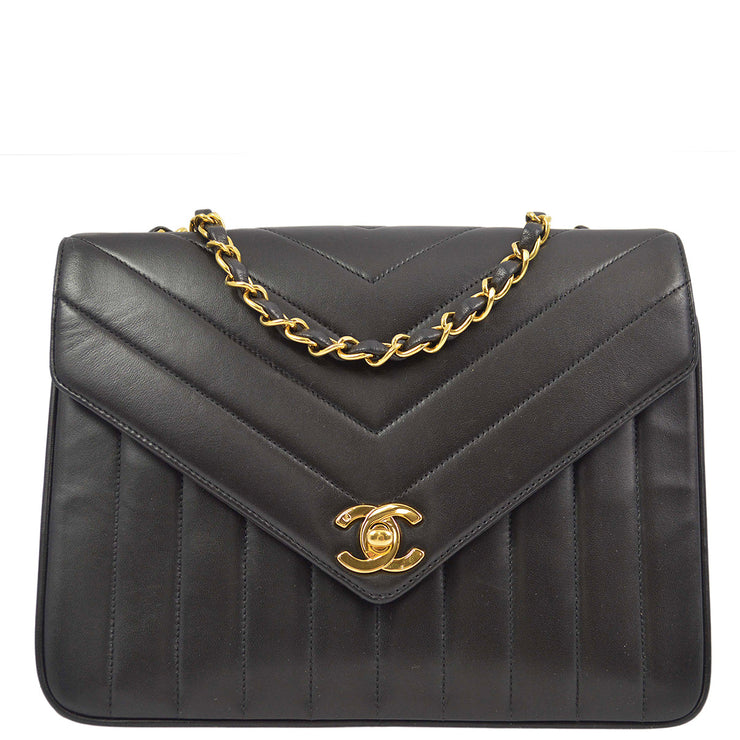 Chanel 1991-1994 Black Lambskin Chevron Mademoiselle Shoulder Bag