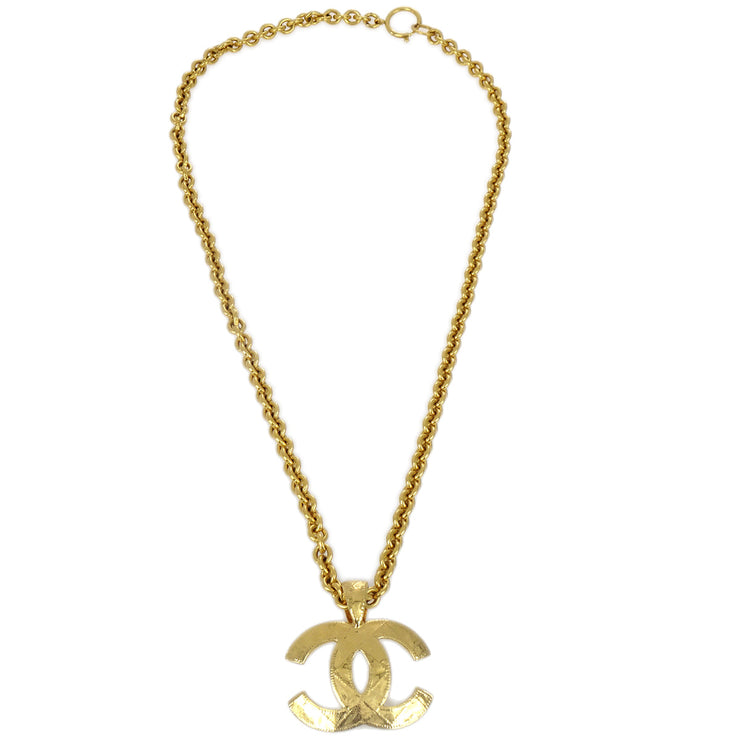 Chanel Quilted Charm Gold Chain Pendant Necklace Accessories 94A