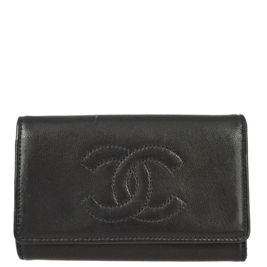 Chanel 1997-1999 Key Case Black Lambskin Small Good