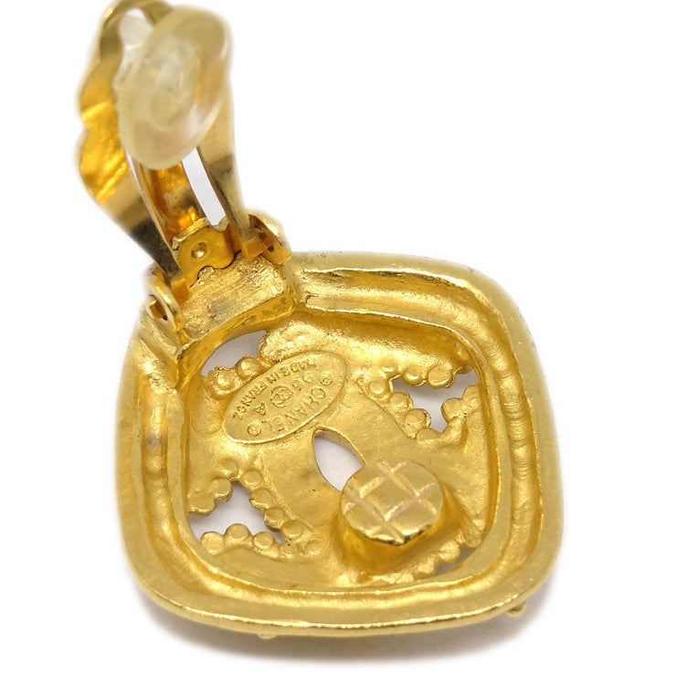 Chanel Rhombus Earrings Clip-On Gold 96A