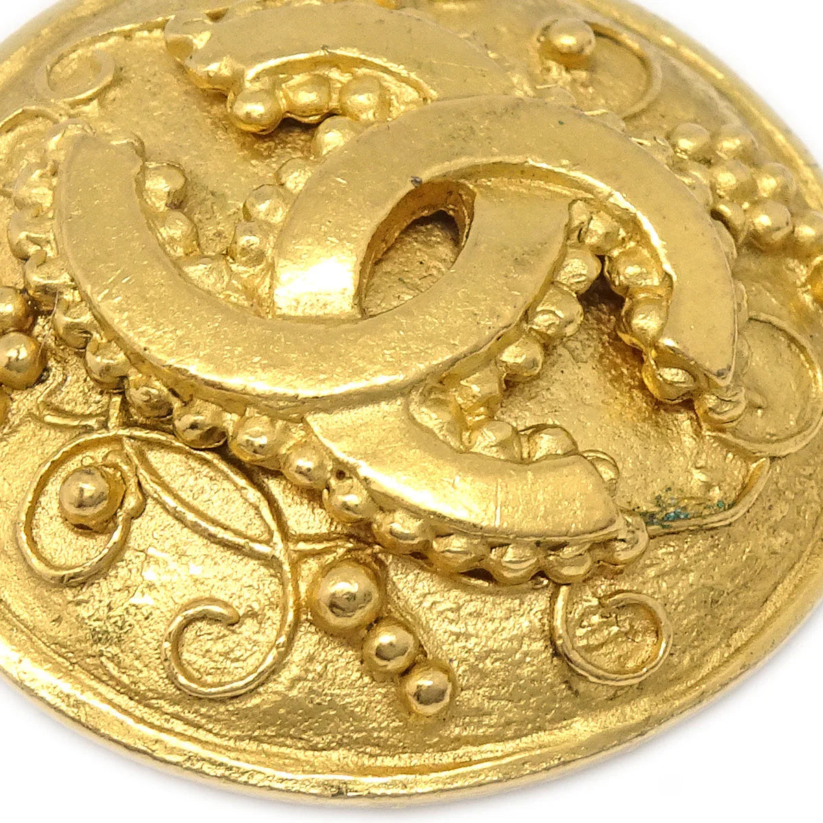 Chanel Button Earrings Clip-On Gold 96A