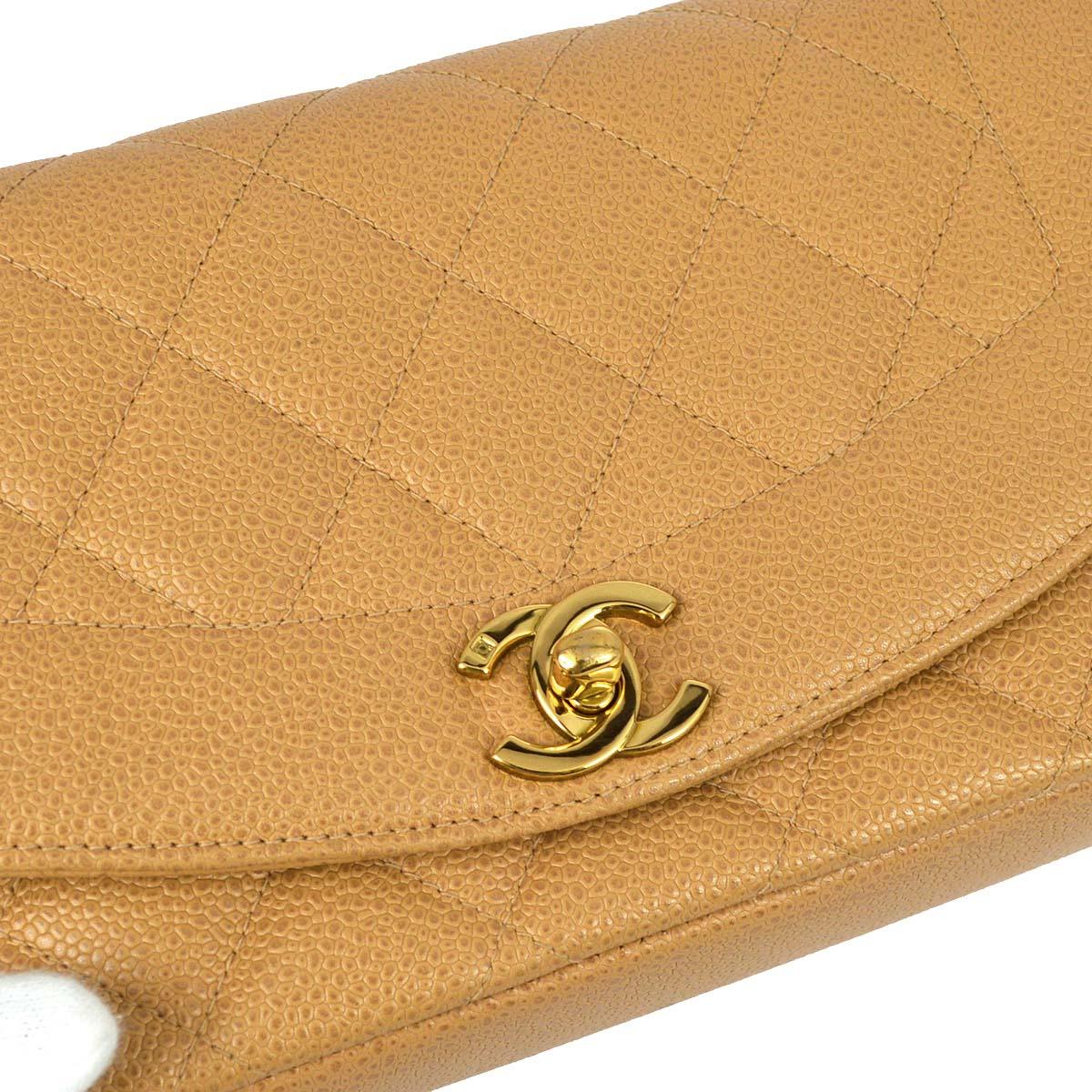 Chanel 1994-1996 Beige Caviar Small Diana Shoulder Bag