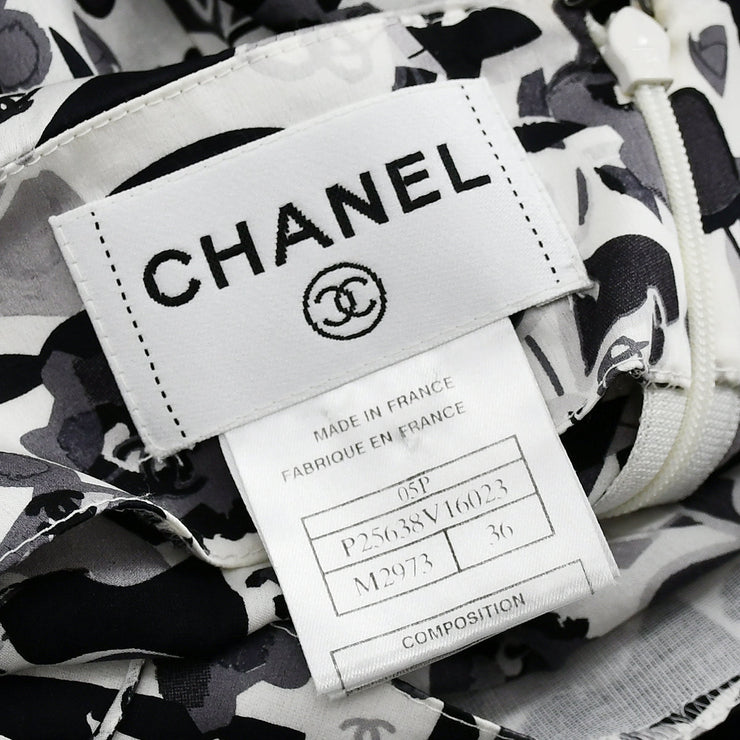 Chanel Spring 2005 printed silk evening dress with bows #36