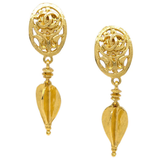 Chanel Gold Dangle Earrings Clip-On 95A