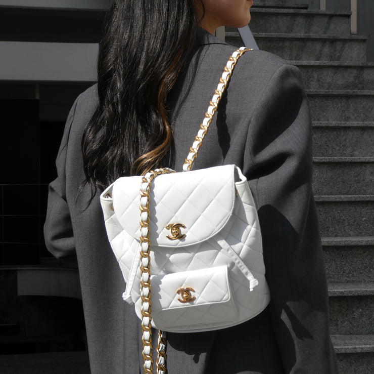 blok Tilføj til krans CHANEL * 1994-1996 DUMA Backpack Medium White Lambskin – AMORE Vintage Tokyo