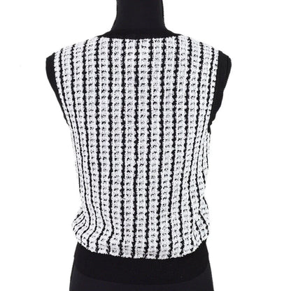 CHANEL 1997 Interlocking V-neck vest #42