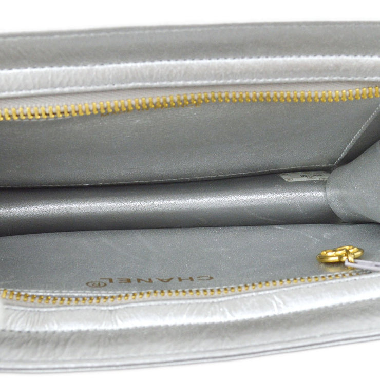 CHANEL 1996-1997 Clutch Bag Silver