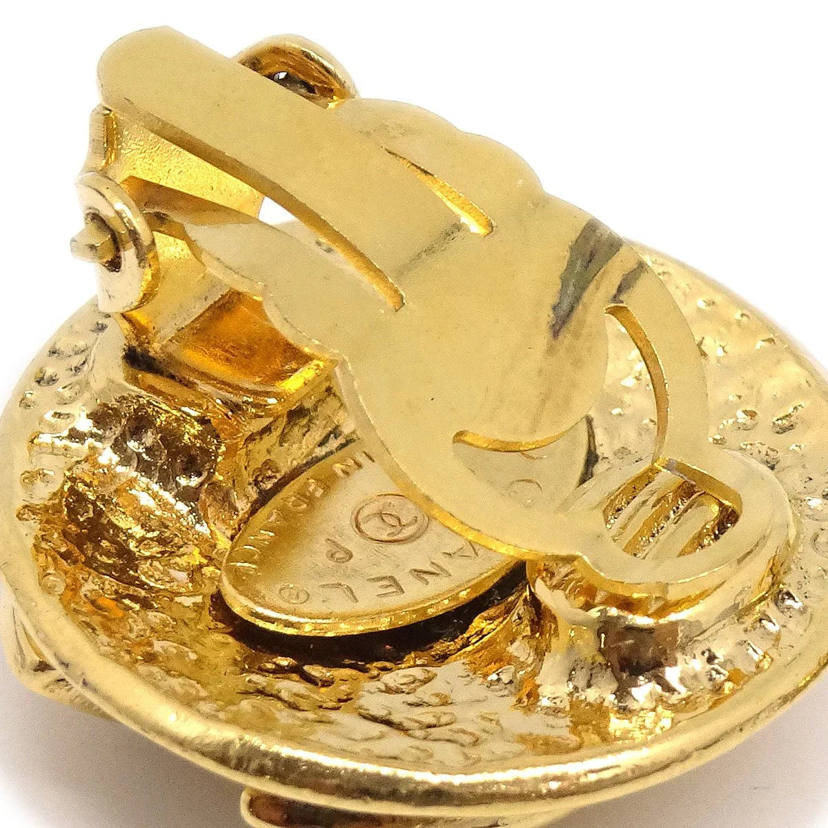 Chanel 1994 Gold Quilted 'CC' Round Earrings Small