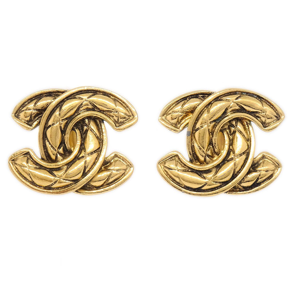 CHANEL Quilted CC Earrings Large 2459 – AMORE Vintage Tokyo