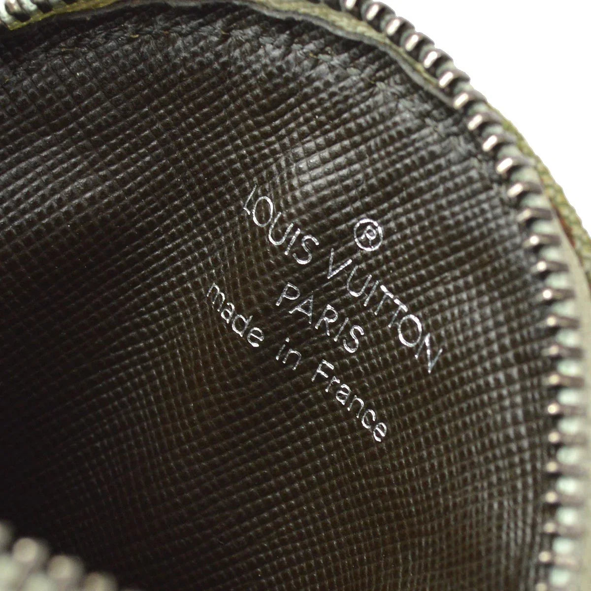 Louis Vuitton 2002 Porte Monnaie Rond Monogram Minogry M92461