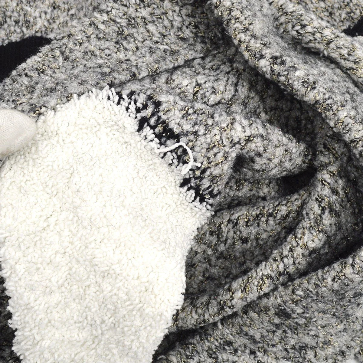 Chanel * 2007 CC penguin-motif knitted hoodie #42